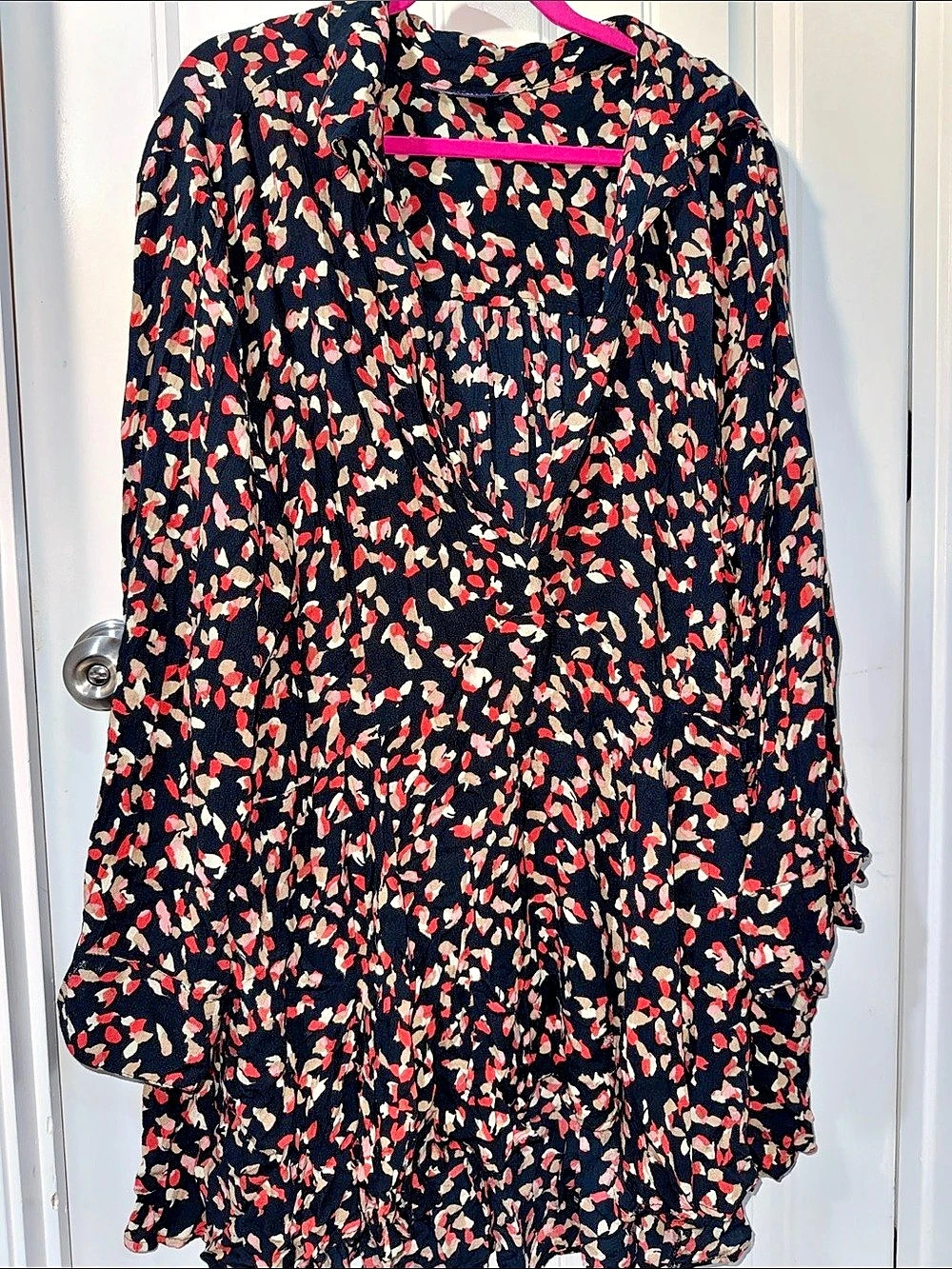 Roaman's Floral Tunic in Black & Red Size 3XW Like New